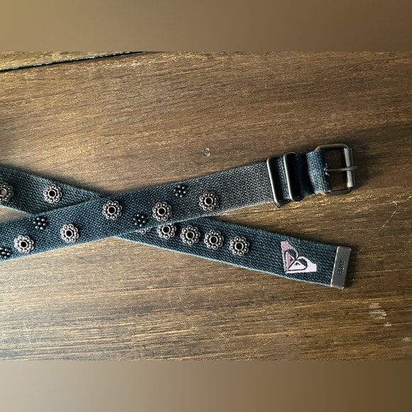 Roxy Accessories - Roxy Grey Canvas Belt with Floral Stud accents